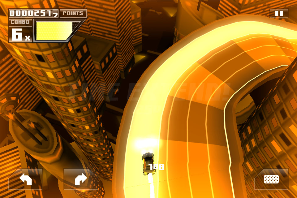 Silver Award-winning iOS racer Forever Drive speeds onto Android