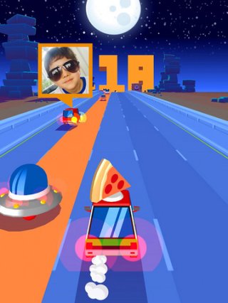 New low-poly racer Dashy Crashy, from a dude behind Outrun, hits the App Store