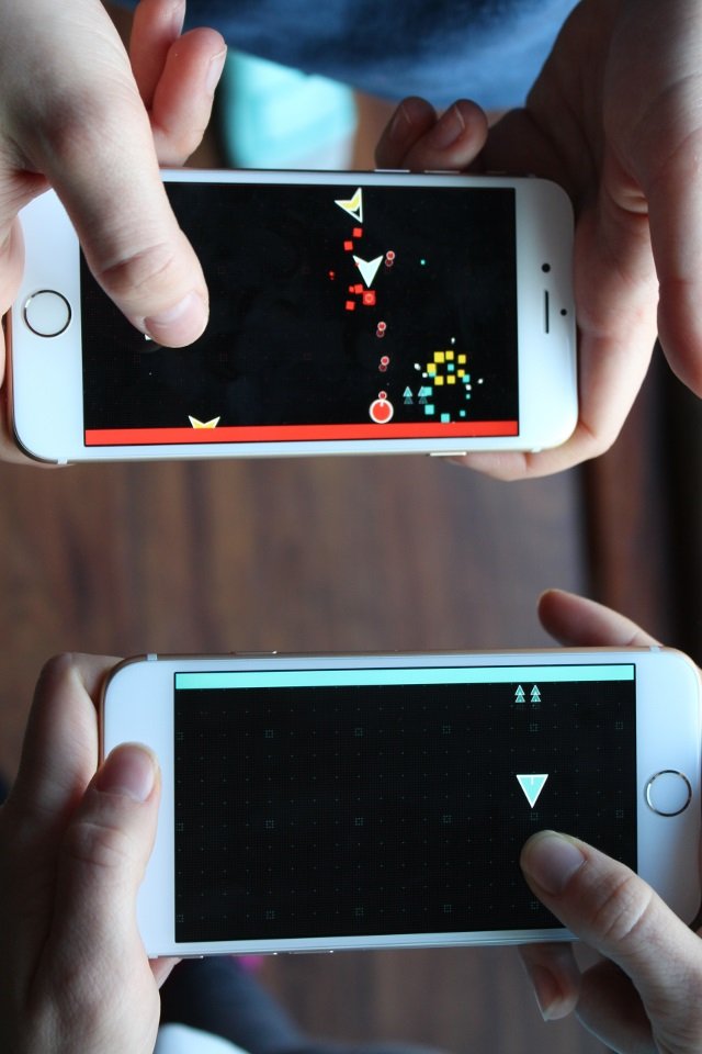 DUAL is a local multiplayer shooter played across two screens