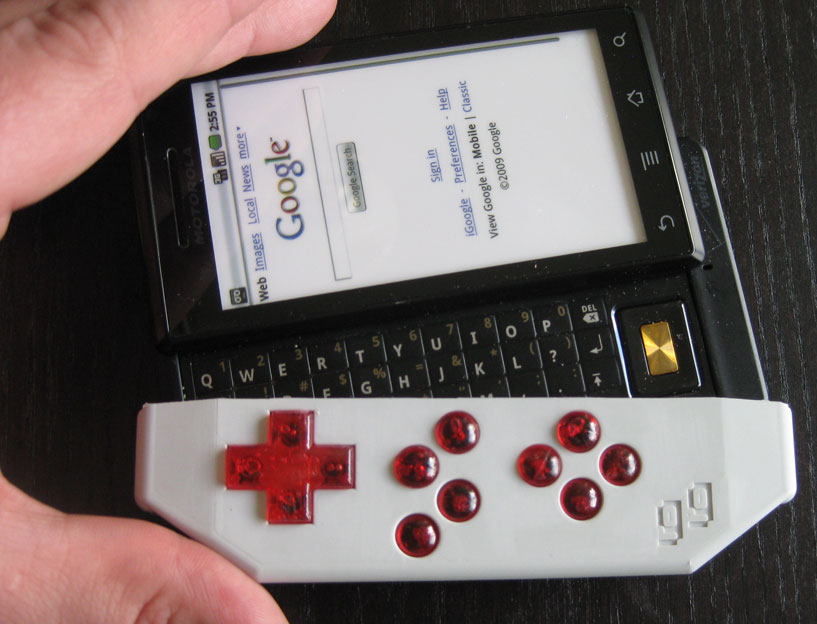 Game Gripper slides buttons onto the Motorola Droid 