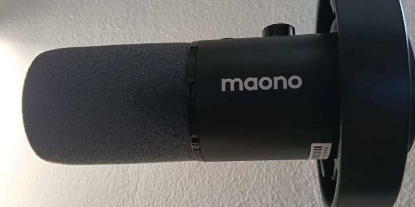 Maono PD300x microphone