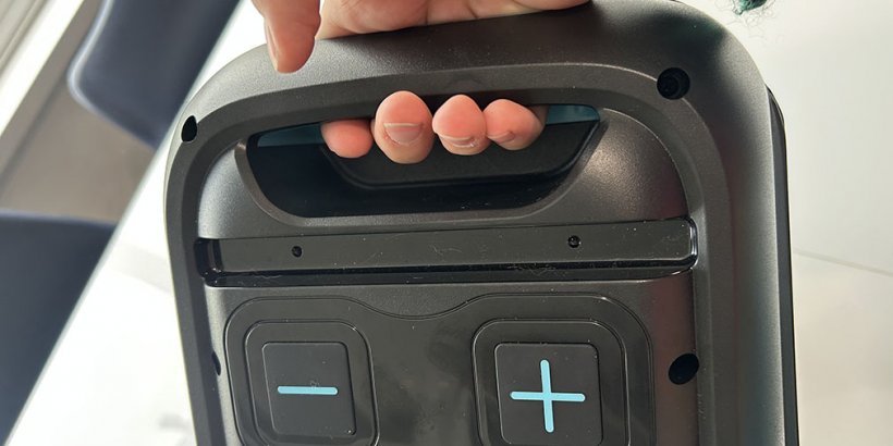 Carry around the Majoirty Pulse 1 Speaker