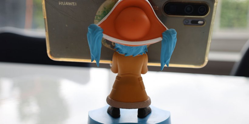 Back of the One Piece Buggy Cable Guy Holdems Mini