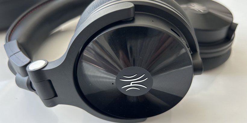 Side view of the OneOdio Studio Max 2