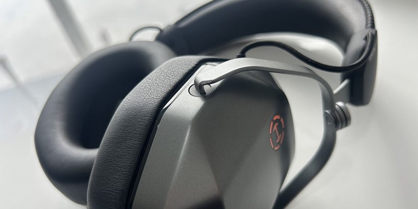 Side view of the Hexcate G5 Max headset