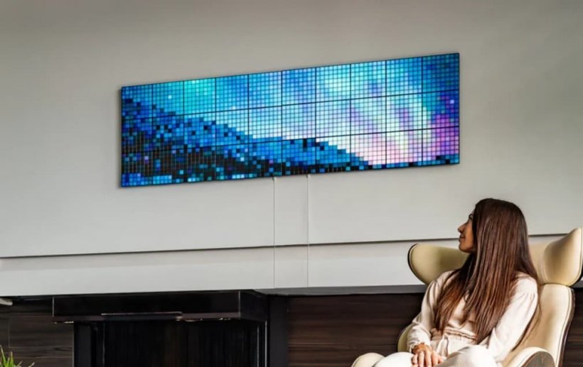 Picture of the Winkly Lights on a wall